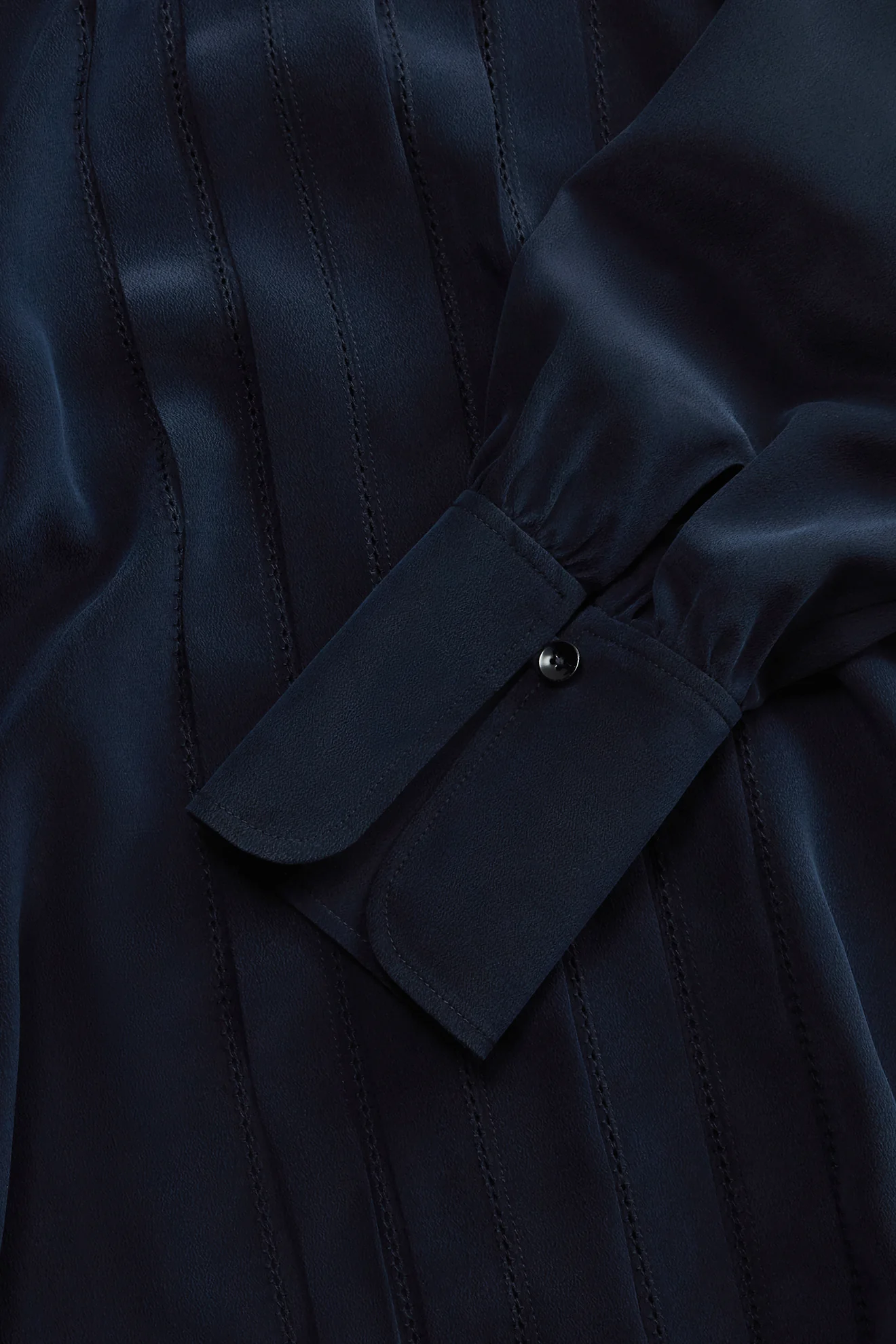 Front Pleat Blouse in Sandwashed Silk Crepe De Chine - Image 4