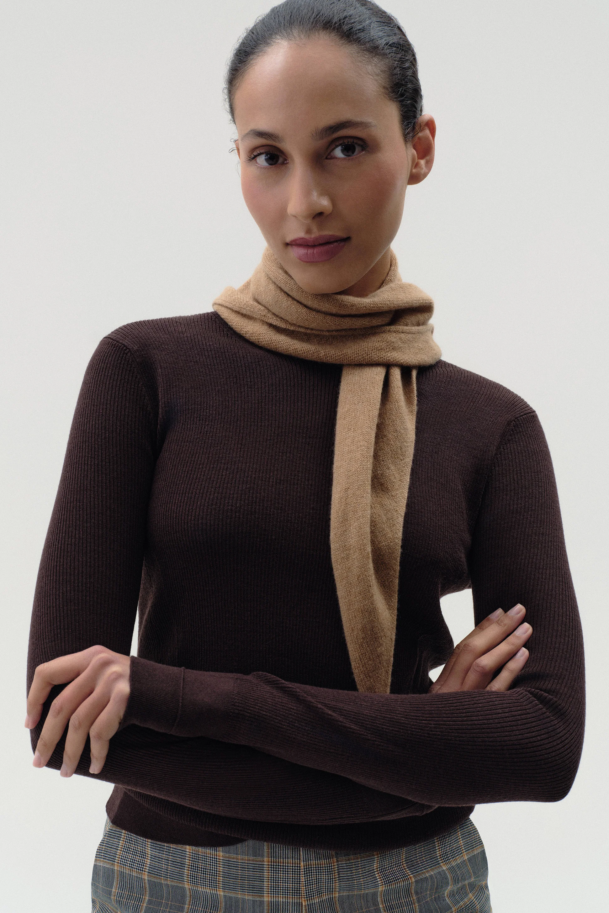 Ribbed Crew Neck Sweater in Merino - Image 4