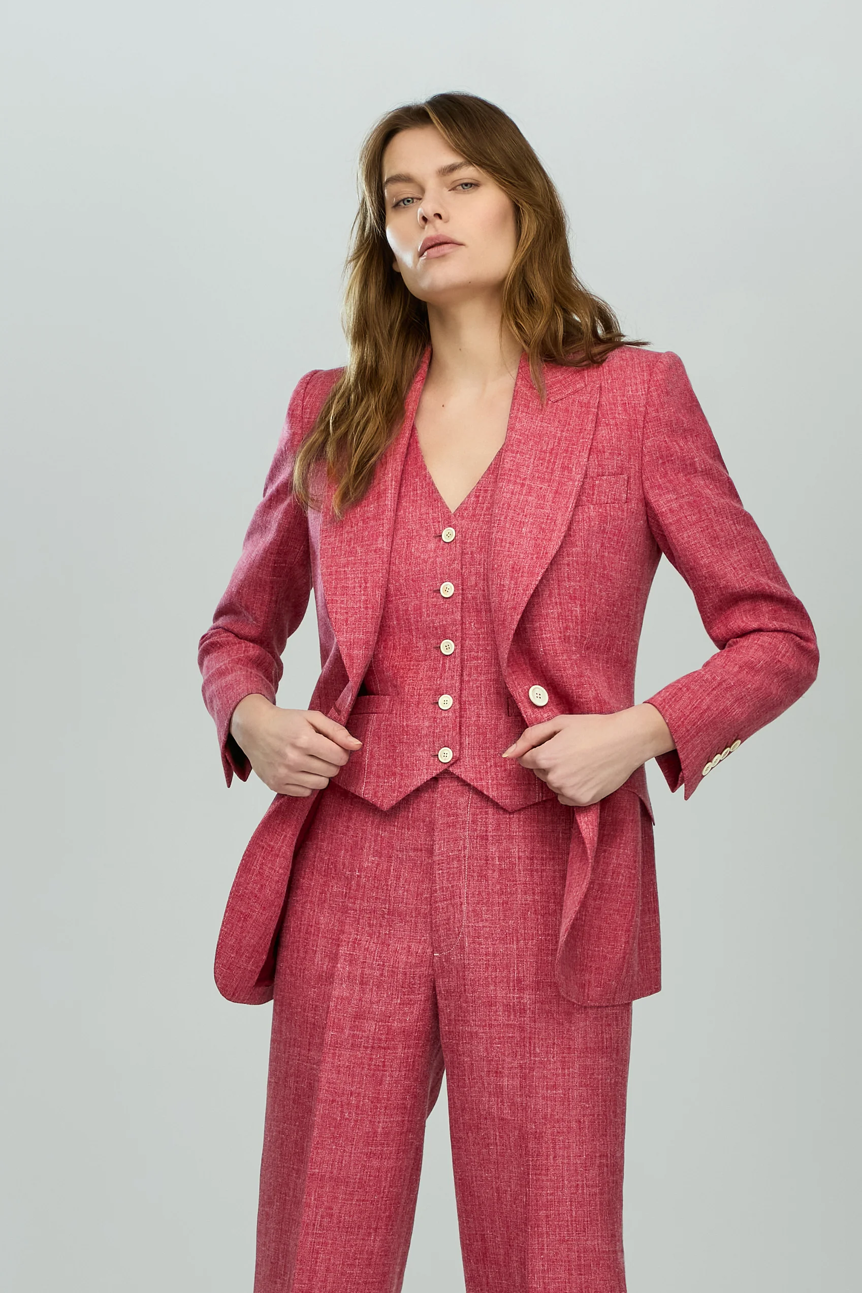 Single Breasted Jacket in Linen - Image 3