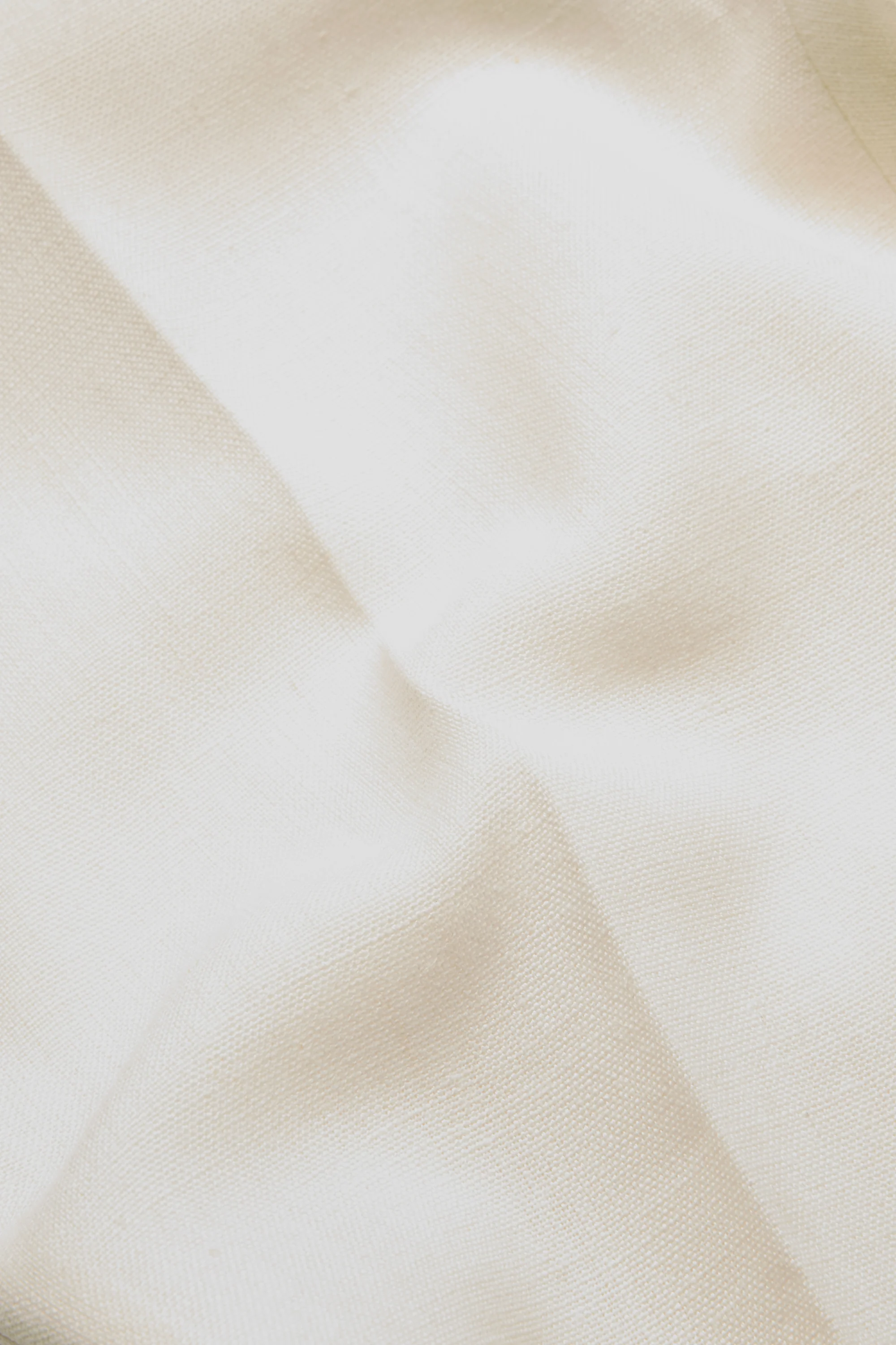 Straight Leg Trouser in Linen - Image 3