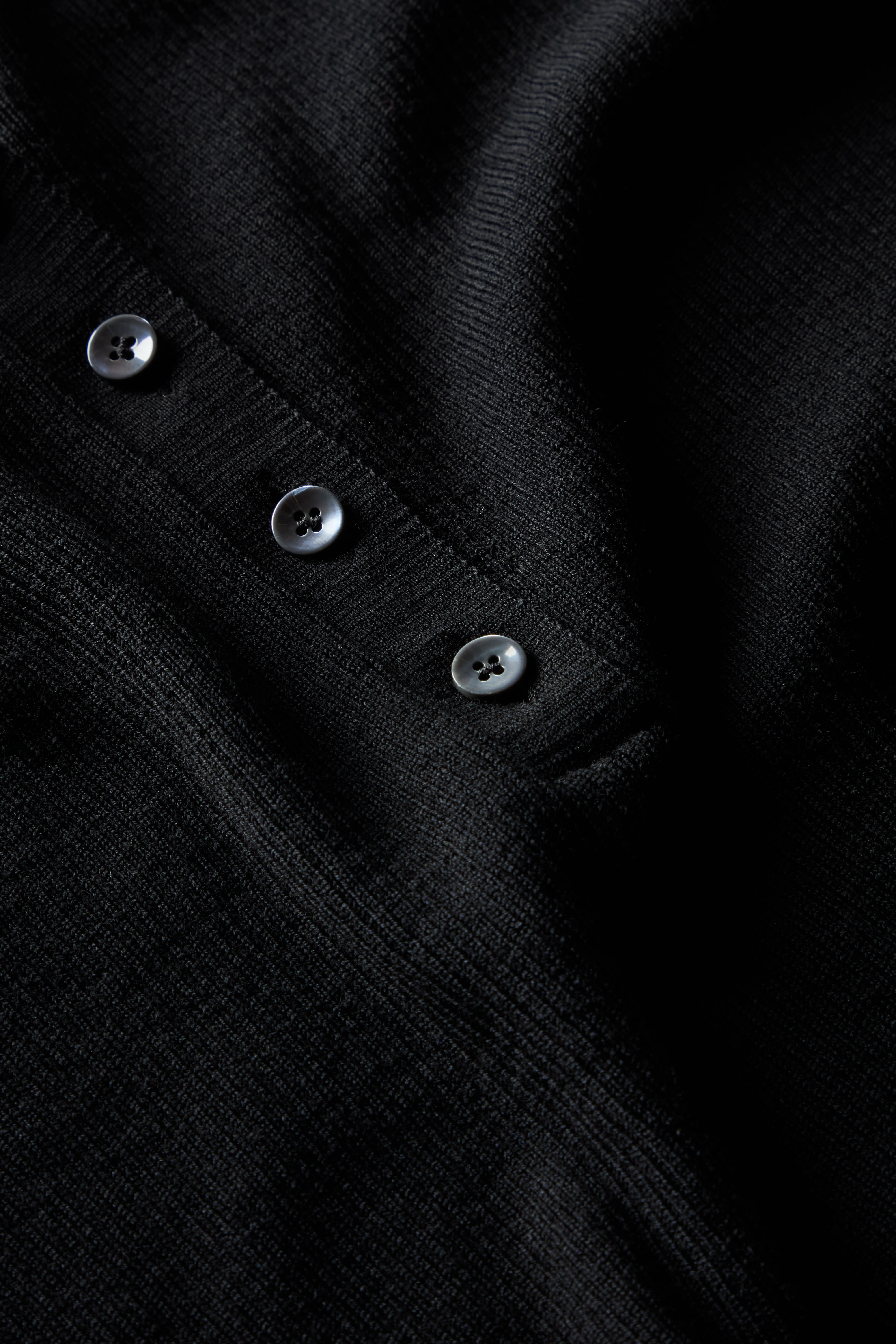 Rib Polo in Merino - Image 3
