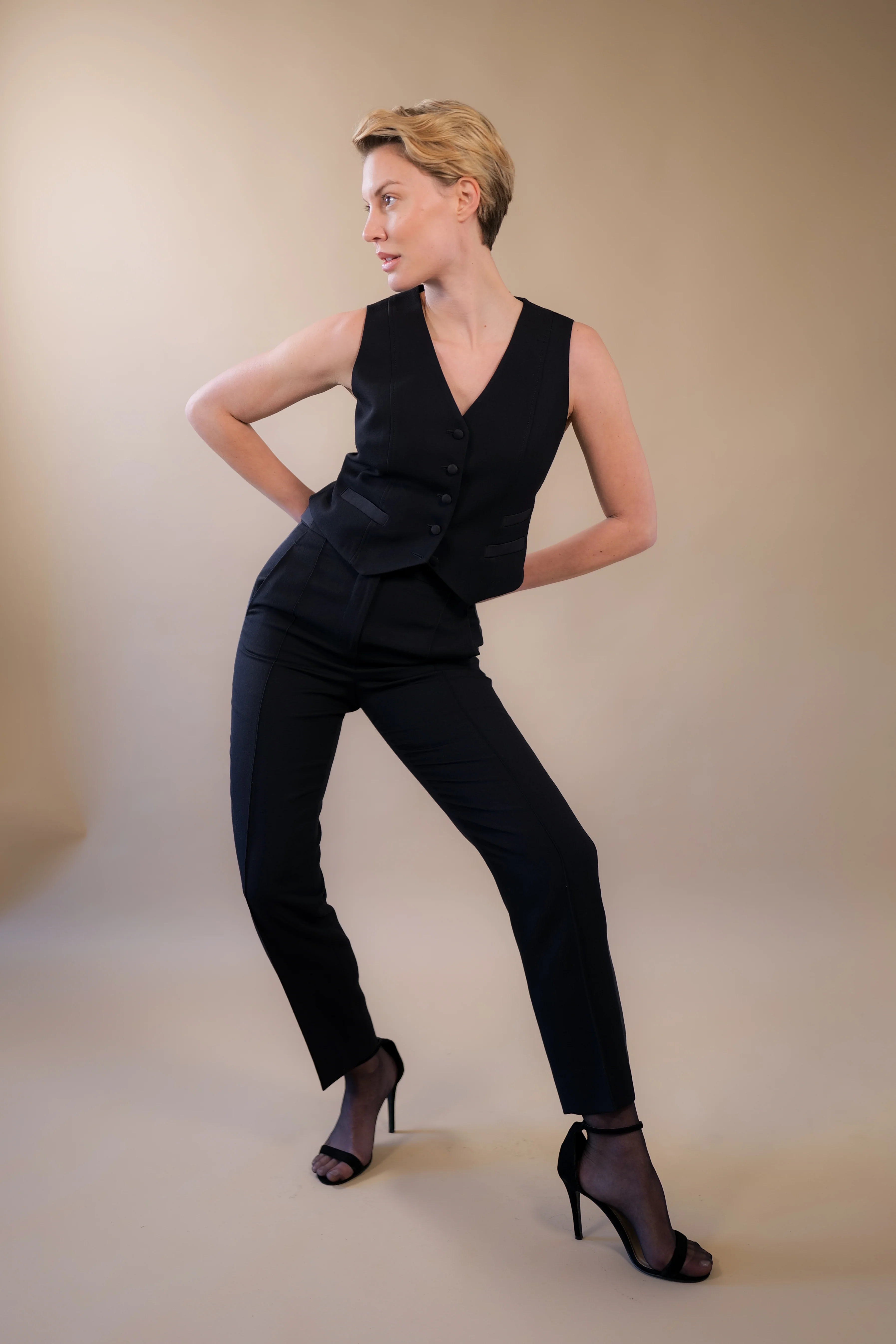 Tuxedo Waistcoat in Barathea - Image 4